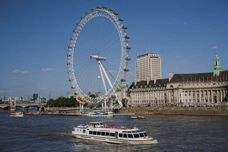 London: Harry Potter Walking Tour and River Thames Cruise - What $78 buys you