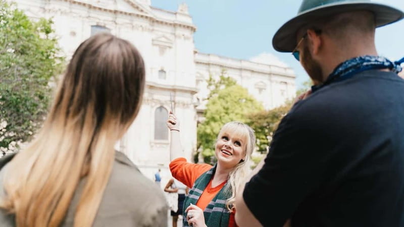 London: Harry Potter Walking Tour (& Bottle of Butterbeer) - Meeting at Southwark Street and finding the Leaky Cauldron