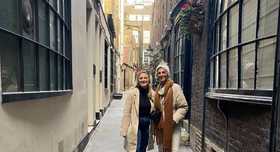 London: Harry Potter Walking Tour with Platform 9 3/4 - What this three-hour Harry Potter walk really offers