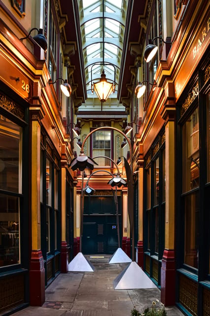 London: Hidden Secrets Of The City Guided Walking Tour - Old Spitalfields Market: a 15-minute food stop