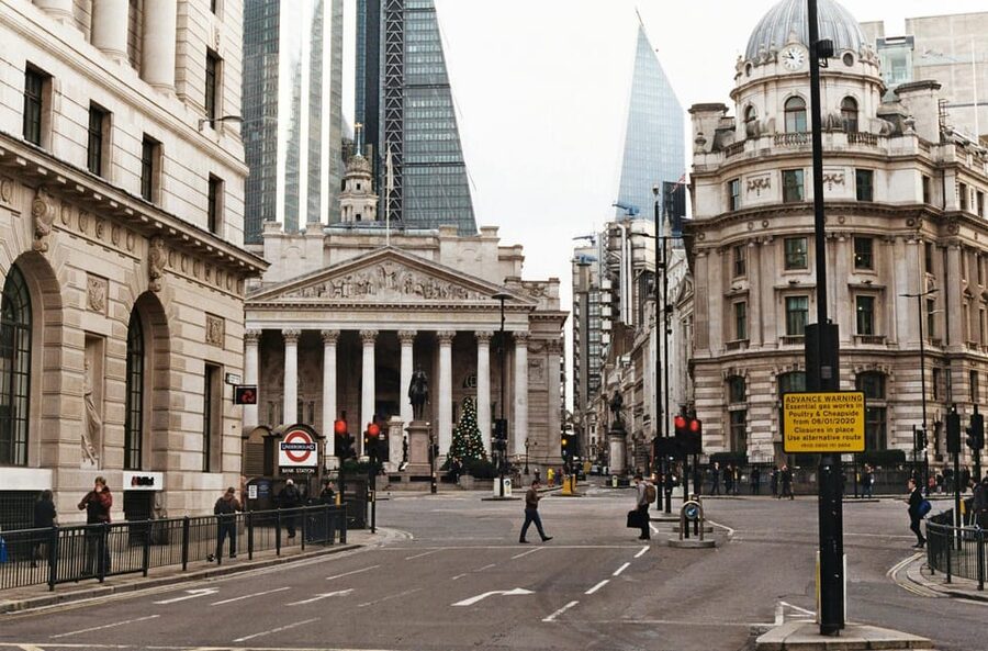 London: Hidden Secrets Of The City Guided Walking Tour - Is $33 a fair price?