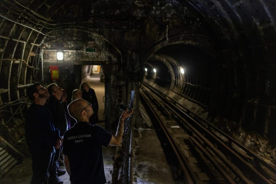 London: Hidden Tube Tour of Holborn's Secret Platforms - Meeting at Gate Street and Kingsway