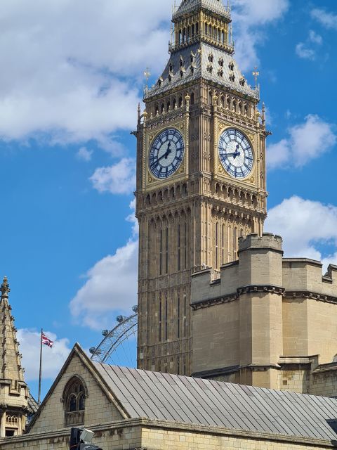 London: Highlights and Hidden Gems Private Guided Tour - Key points at a glance