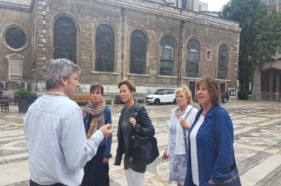 London Highlights Taxi Tour - Hyde Park, Whitehall, and Downing Street