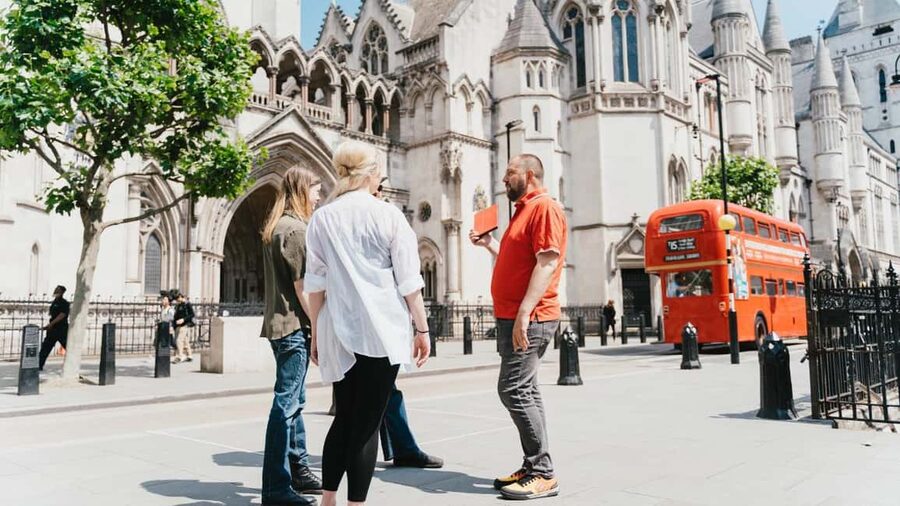London: Historic City Walking Tour(& Rooftop Garden Access<em>) – Five details that make this City of London walk worthwhile’ /></p>
<ul>
<li><strong>Two thousand years in three hours:</strong> Follow London from its Roman settlement to the glass towers of modern Europe.</li>
<li><strong>Ye Olde Cheshire Cheese:</strong> Visit one of the city’s best-known old pubs, linked with Dickens, Conan Doyle, and P. G. Wodehouse.</li>
<li><strong>London Bridge and Tower Bridge:</strong> Learn why these two famous crossings are not the same thing.</li>
<li><strong>The Bank of England’s gold:</strong> Hear about the vaults beneath your feet, which hold 310 tonnes of solid gold bars.</li>
<li><strong>A rooftop ending on Sundays and Mondays:</strong> The Garden at 120 gives you wide views across the London skyline.</li>
<li><strong>Stories rather than museum entry:</strong> The tour focuses on outdoor sights and guided explanation, so you see a great deal without spending time inside each landmark.</li>
</ul>
<h2 id="why-this-route-gives-you-a-useful-first-look-at-london">Why this route gives you a useful first look at London</h2>
<p><img width="900" height="506" decoding="async" src=