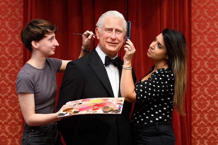 London: Hop-on Hop-off Bus Tour and Madame Tussauds Ticket - What you are really buying for $82