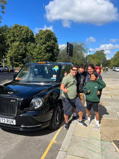London: Iconic London Taxi Tour - Private 3 hour tour - Trafalgar Square, the West End, and music history