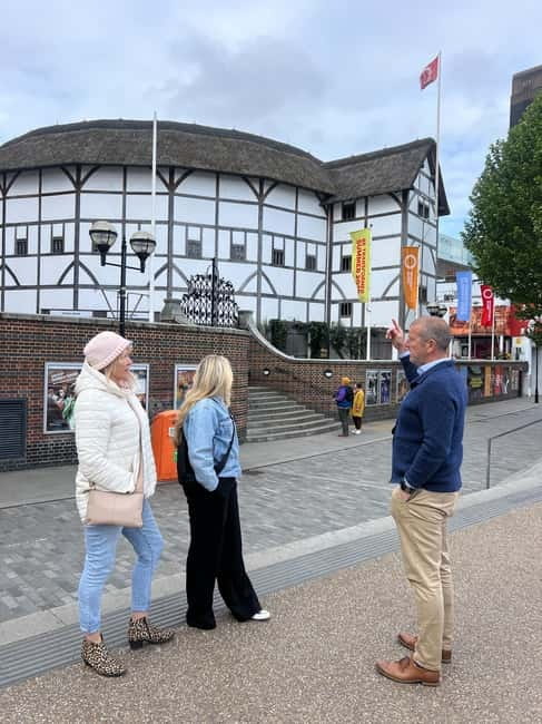 London: Iconic London Taxi Tour - Private 3 hour tour - Buckingham Palace, St James’s, and Kensington