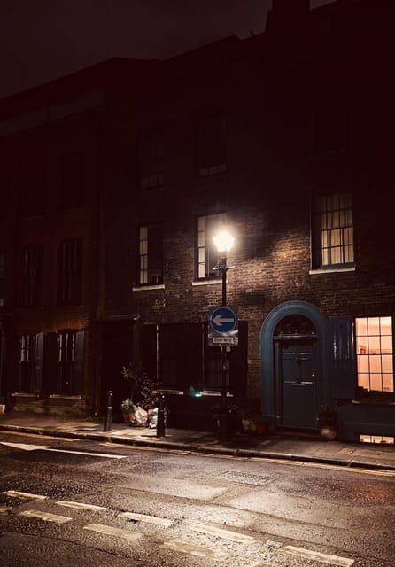 London: Jack the Ripper Guided Walking Tour - Following the case through the streets