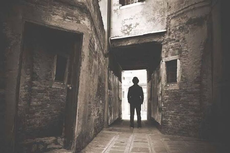 London: Jack The Ripper Most Amazing Guided Walking Tour - How the storytelling is likely to feel