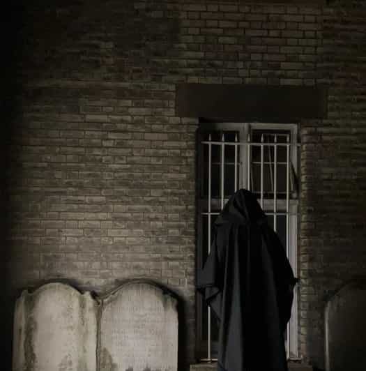 London: Jack the Ripper Tour and Underground Prison in Spanish - Is $26.94 good value?