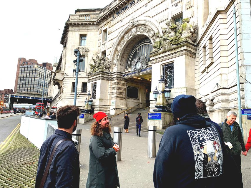 London: James Bond and Spies Walking Tour - Trafalgar Square and the Bond film connection