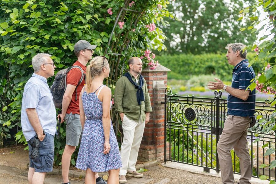 London: Kensington Palace Gardens Tour with Royal High Tea - Afternoon tea in the Orangery