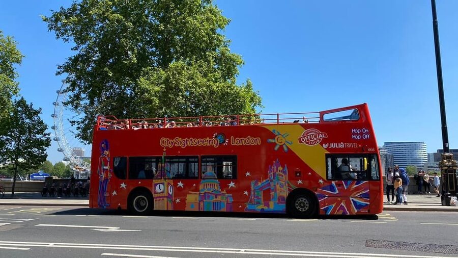 London: Landmarks Walking Tour, Hop-On Hop-Off Bus & Cruise - Making the most of the 24-hour sightseeing bus