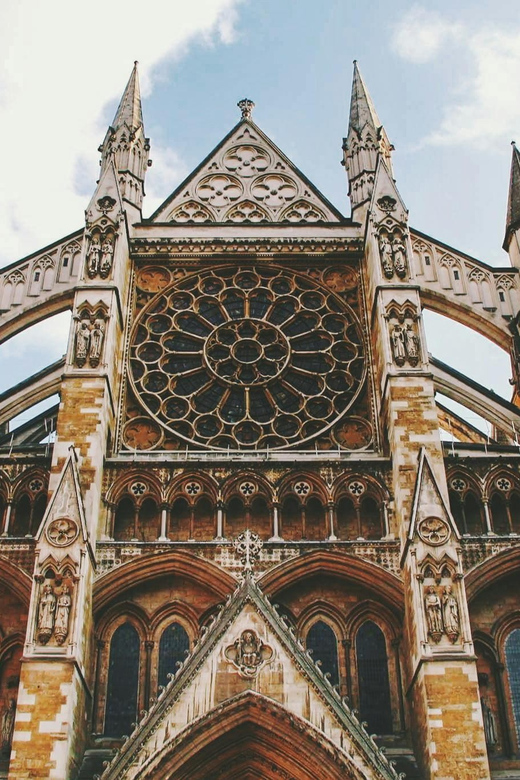 London: Landmarks Walking Tour, Hop-On Hop-Off Bus & Cruise - From Trafalgar Square to Westminster’s royal sights