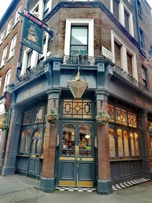London: 'London Rocks!' Private Music Walking Tour in Soho - What the $107.76 price delivers
