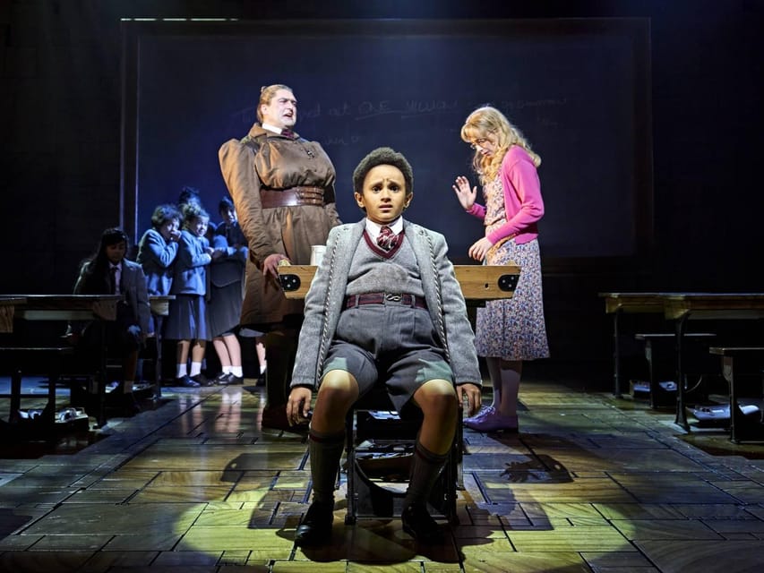 London: Matilda the Musical & 2-Course Pre-Show Meal - My practical verdict on the London Matilda package
