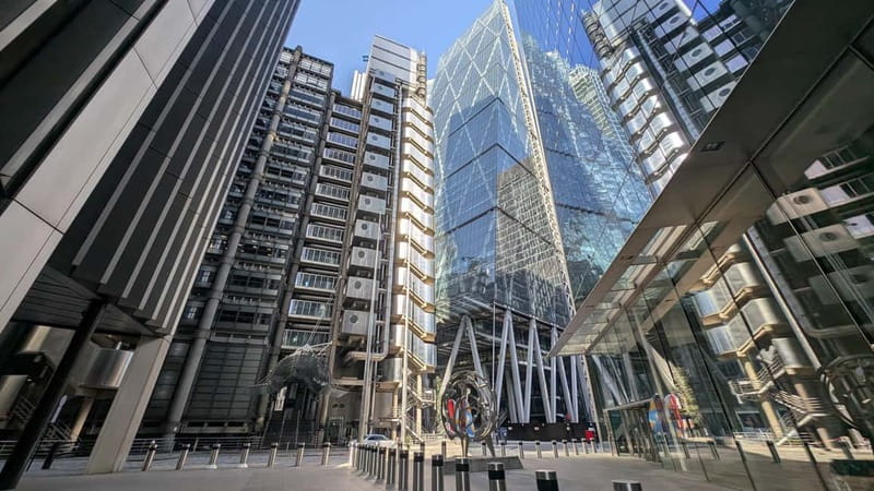 London: Modern Architecture & Building Guided Walking Tour - The Shard and the changing Thames skyline