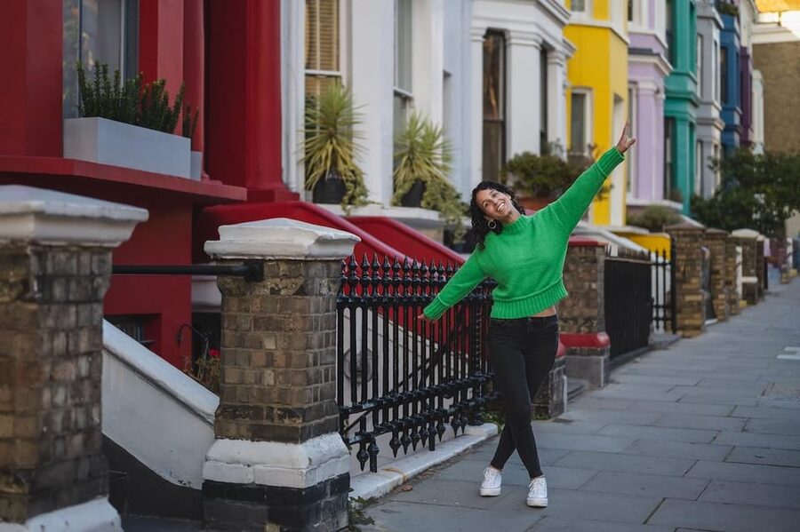London: Notting Hill, Highlights & Markets Private Tour - Starting at Covent Garden and Neal’s Yard