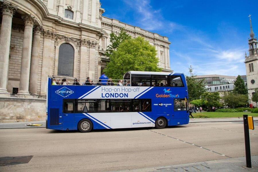 London: Panoramic Open-Top Bus Tour - Trafalgar Square and Piccadilly Circus