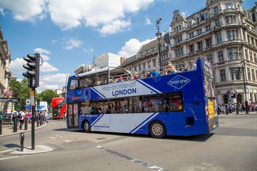 London: Panoramic Open-Top Bus Tour - Live commentary or 12-language audio