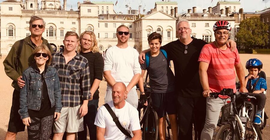 London: Parks and Palaces Guided Morning Bike Tour - Why a Morning Bike Tour Works So Well in London