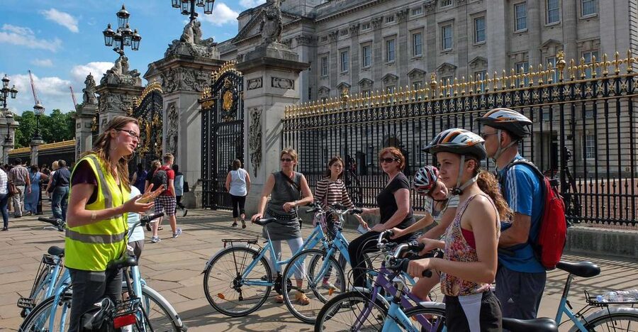 London: Private Bike Tour - Why London Works So Well by Bike