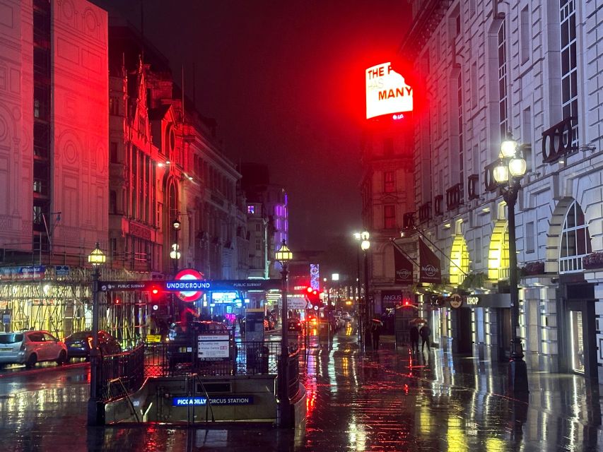 London: Private Black Cab Night Tour with Hotel Pick Up - Buckingham Palace and the royal route