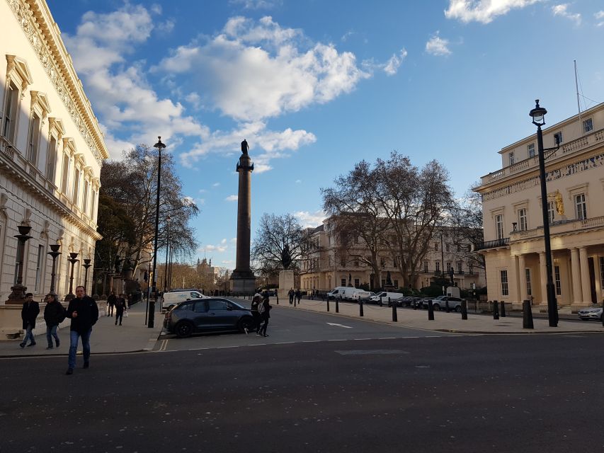 London: Private City Tour - Whitehall, Downing Street, and the London Eye