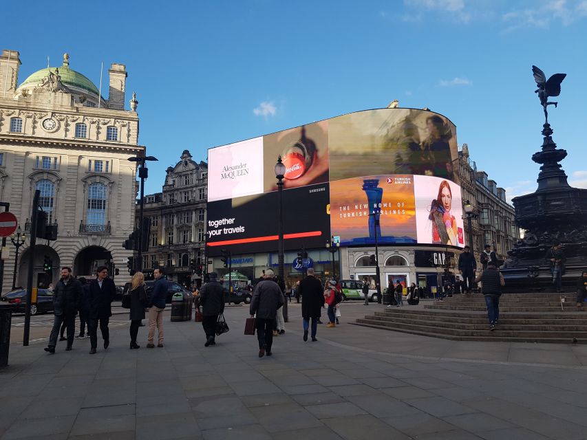 London: Private City Tour - Harrods, Royal Albert Hall, and South Kensington