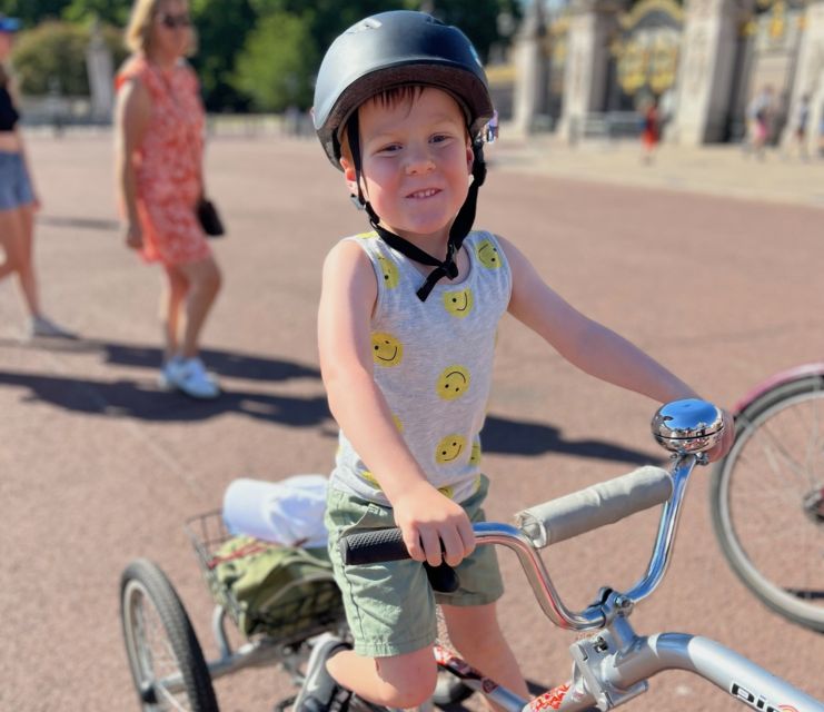 London: Private Family Guided Bike Tour with Childseats - Why a private bike ride works well in London