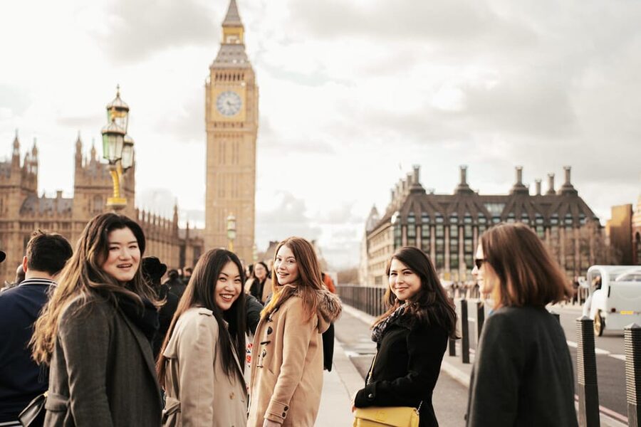 London: Private Photography with Professional Photographer - Timing, meeting points, and route planning