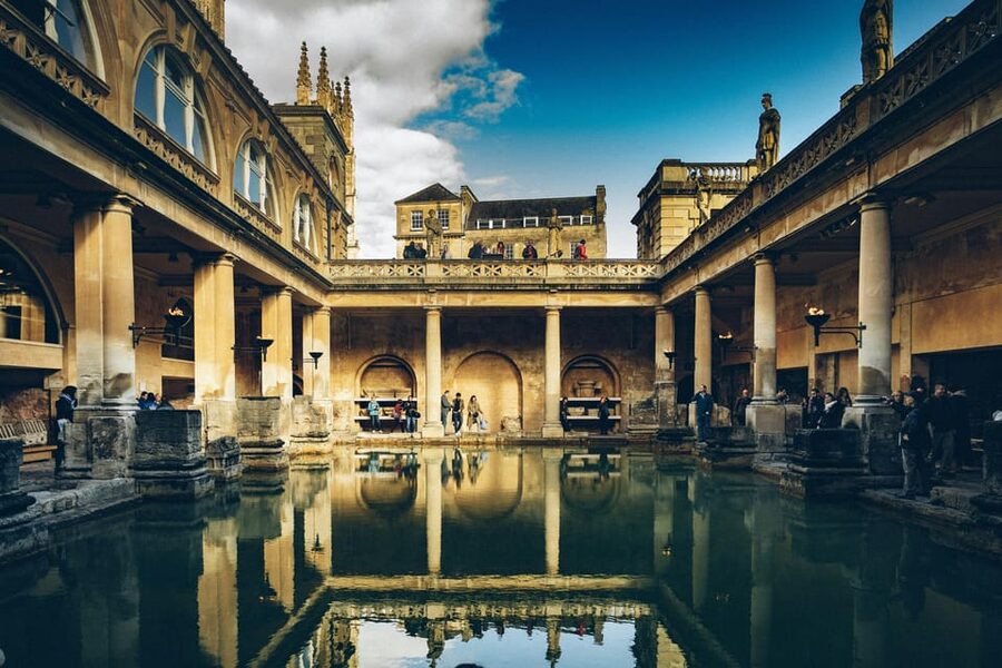 London: Private Tour of Bath with Guide and Transfer - Why Bath works as a day trip from London