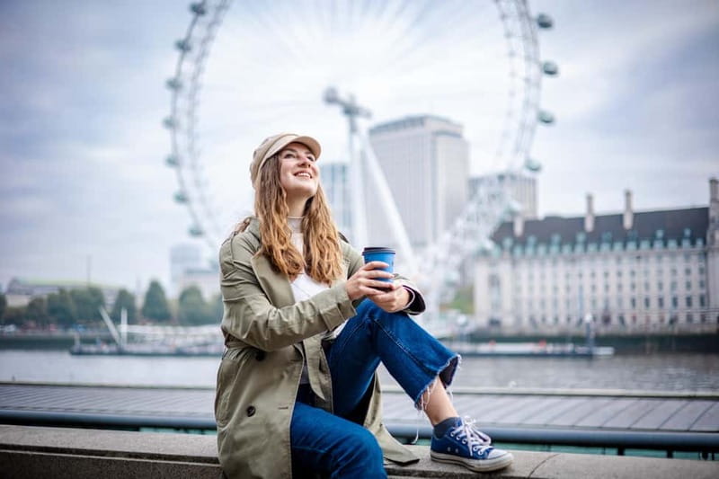 London: Private travel vacation photoshoot -Romantic Special - Big Ben and Westminster Bridge in 15 minutes