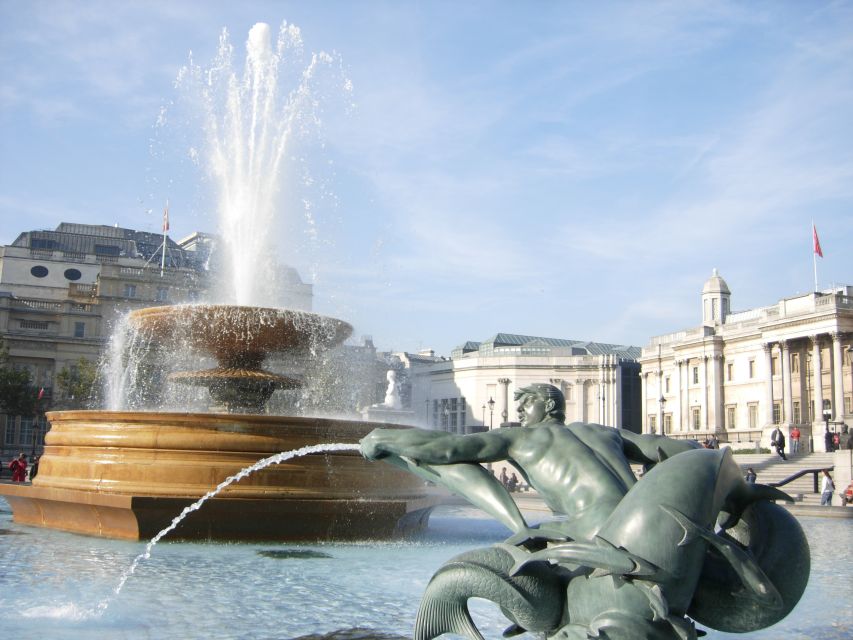 London: Private Walking Sightseeing Tour - St. James’s Park, a welcome pause