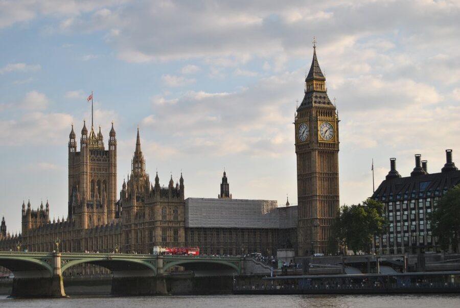 London: Private Walking Sightseeing Tour - Trafalgar Square and the National Gallery