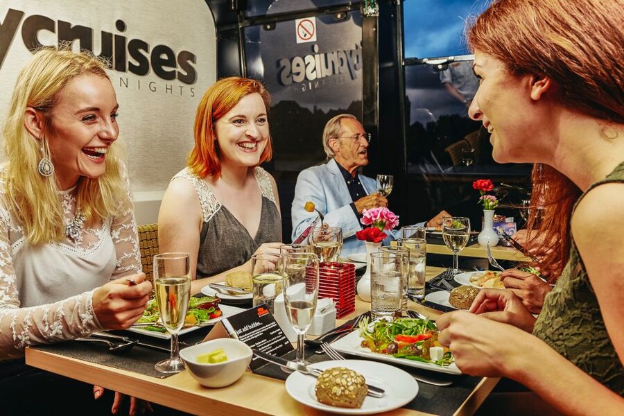 London: River Thames Dinner Cruise - Dietary Requests Need Advance Planning