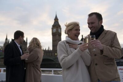 River Thames Evening Cruise with Bubbly and Canapés