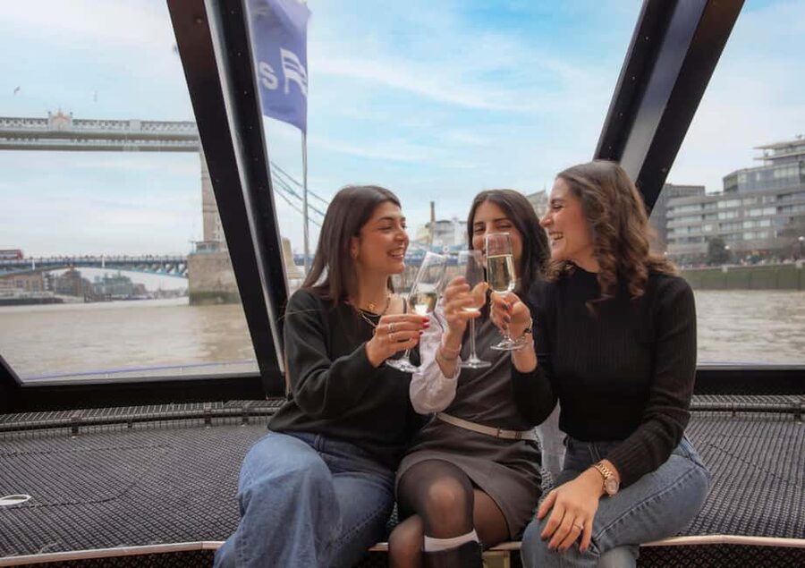 London River Thames Lunch Cruise - Commentary that adds more than background noise