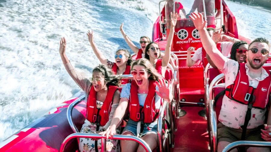 London: River Thames Sunset Speedboat Experience with Drink - St Paul’s, Shakespeare’s Globe, and the City