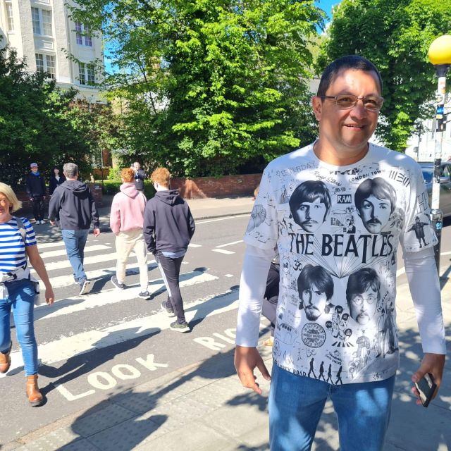 London: Rock N Roll Beatles Private Black Cab Tour - Key points at a glance