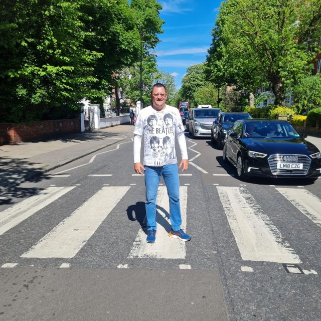 London: Rock N Roll Beatles Private Black Cab Tour - Freddie Mercury’s home and the final stop