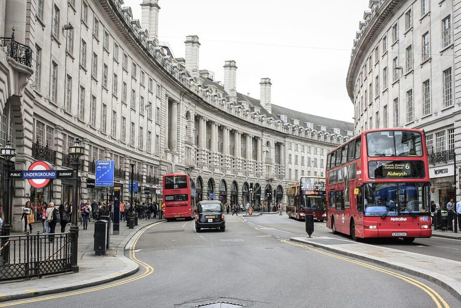 London: Rock & Roll Highlights Walking Tour - Price, timing, and practical value