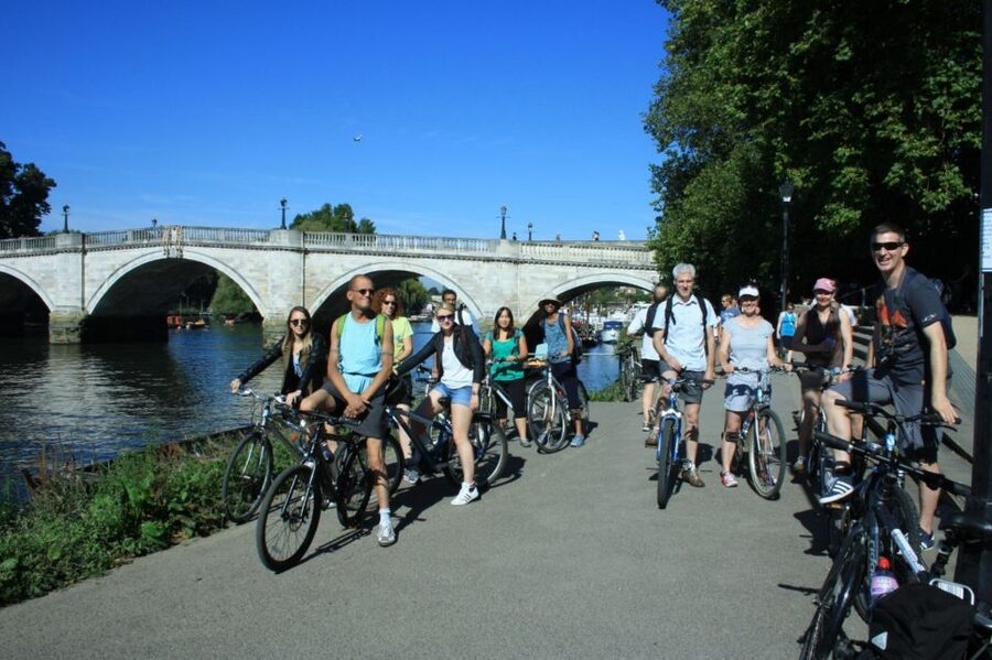 London: Royal Deer Park Bike Tour - Isabella Plantation and a choice of lunch