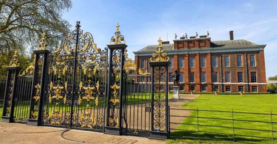 London: Royal Kensington Guided Walking Tour - Key Points At A Glance