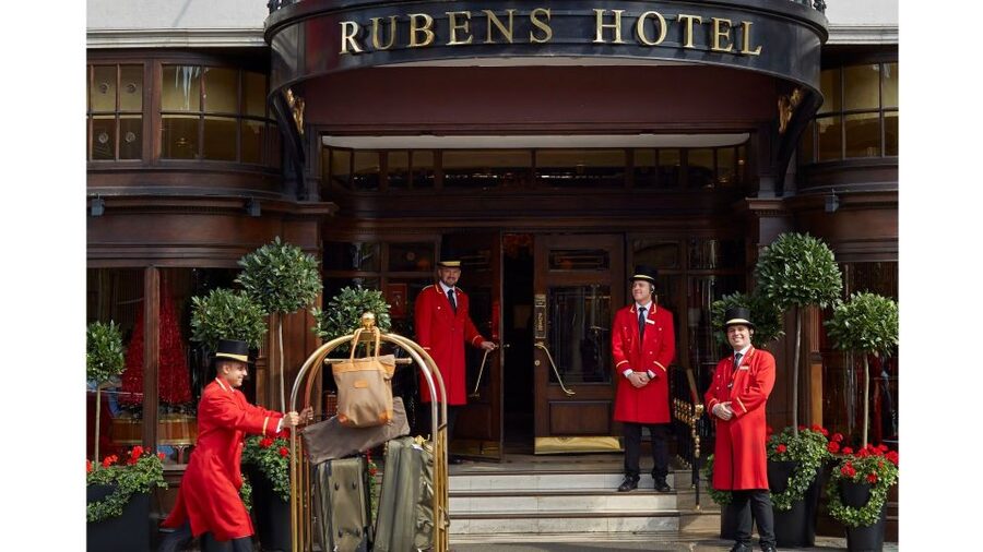 London: Royal Tour with Afternoon Tea at the Rubens - What you are really buying for $174