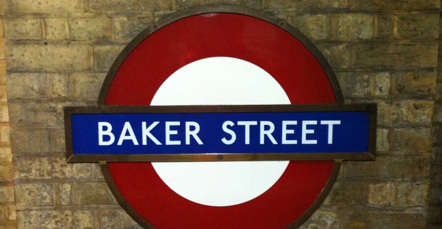 London: Sherlock Holmes Guided City Walking Tour - What the private format is worth