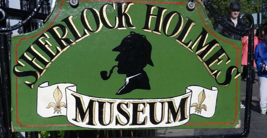 London: Sherlock Holmes Museum & Westminster Walking Tour - Parliament Square, Big Ben, and Westminster Abbey
