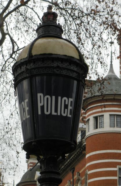 London: Sherlock Holmes Tour by Black Cab - 221B Baker Street and the detective’s public address
