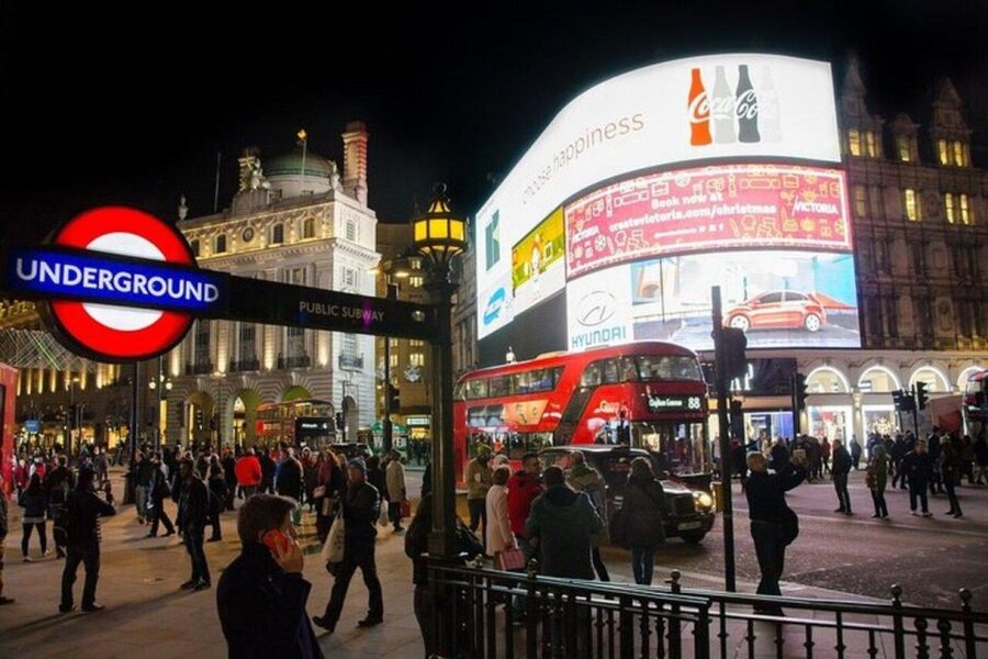 London : Shoreditch Street Art Walking Tour - What the private format adds at $63 per person